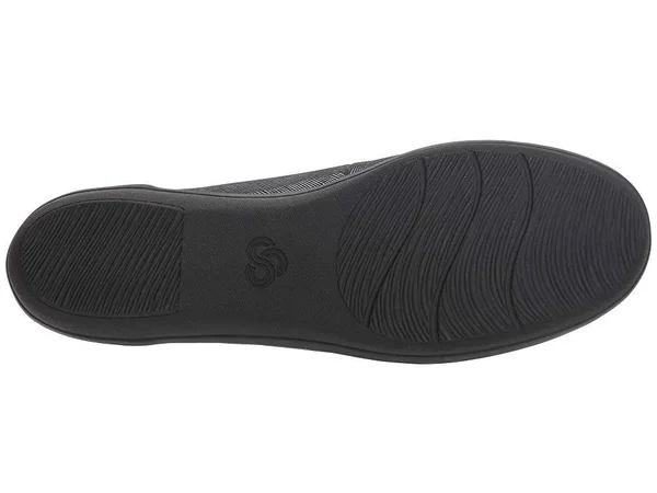 Clarks Women's Ayla Form Loafer