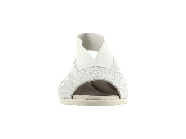 Women's Cloud &Caliber& Peep Toe Leather Sandal, Size 9.5-10US - White