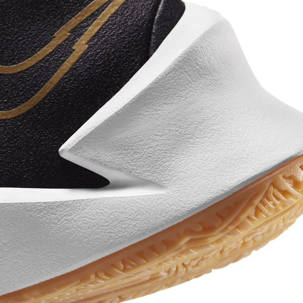 Kids& Nike Future Court 3 Basketball Shoes