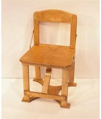 Spiderlegs Folding Side Chair; Golden Oak (Brown)