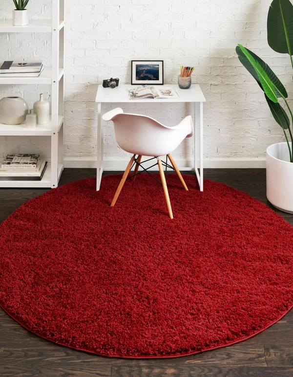 Unique Loom Everyday Shag Plush Area Rug 5' x 5' Round in Cherry Red