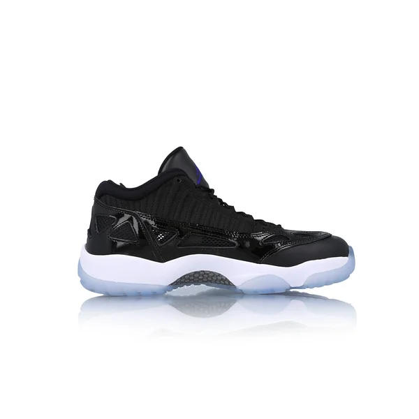 Jordan Men's Air Jordan 11 Retro Low IE Basketball Shoes, Black - Size 10.5