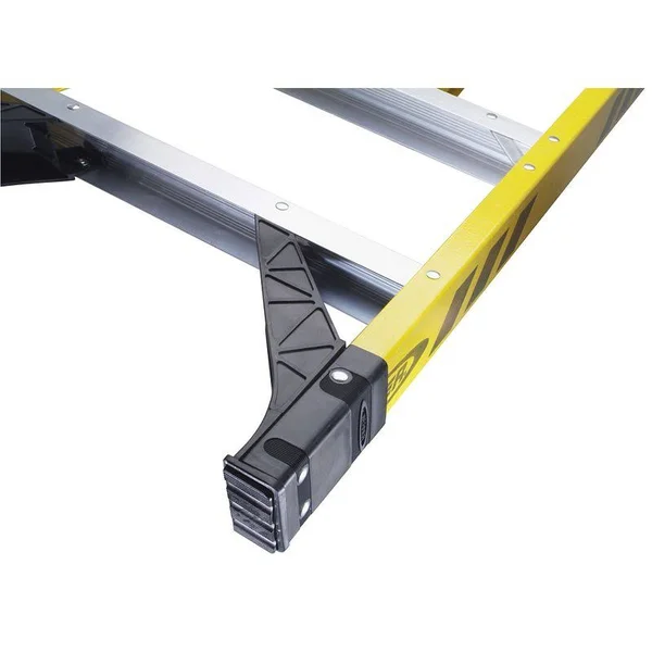 Werner 7306S 6 ft Type IAA Fiberglass Step Ladder