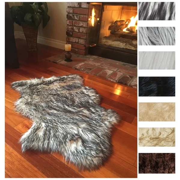 Legacy Faux Sheepskin Single Pelt Shag Accent Rug (2& x 3&) Onyx N/A