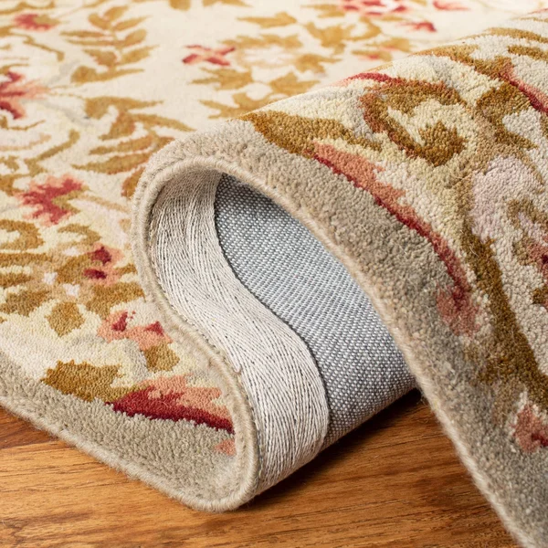 Safavieh Classic CL756A 6& Round Rug