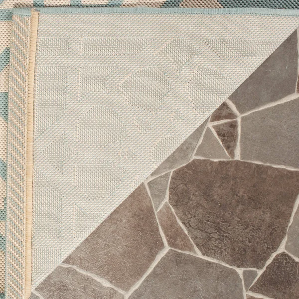 Safavieh 6&-7x22 x 9&-6x22 Martha Stewart Triumph Sunken Pool Rug