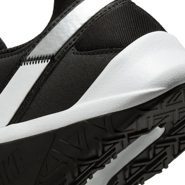 Men's Nike Legend Essential 2 Training Shoe - Black/White - Size 8.5