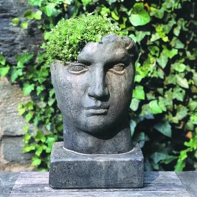 Garden Terrace Cast Stone Statue Planter Color: Pietra Nuova