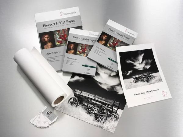 Hahnemuhle Photo Rag, 100 % Rag, Ultra Smooth, White Matte Inkjet Paper, 305 gsm, 24x22x39& Roll, 3x22 Core