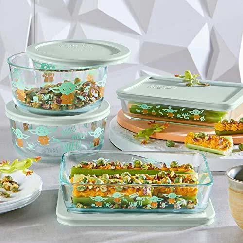 Pyrex 8 Piece Star Wars The Child Decorated Storage Set