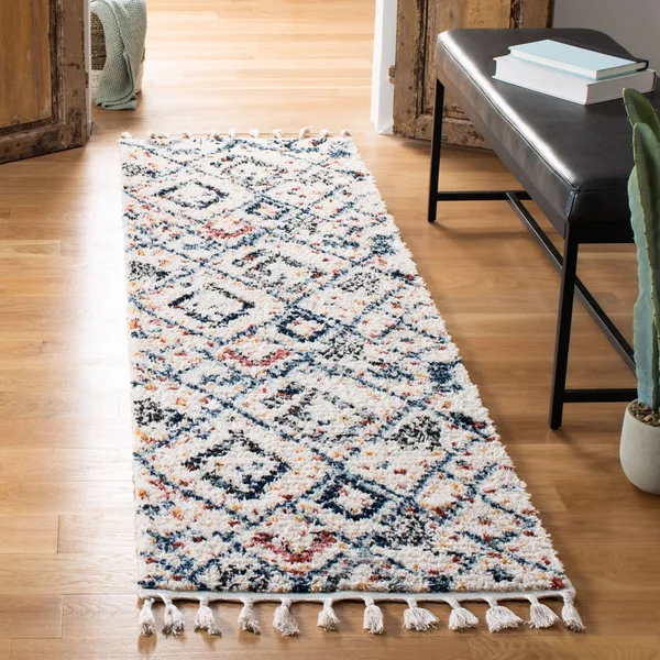 Safavieh Morocco Riina Tribal Rug (6&7x22 x 6&7x22 Round - Ivory/Multi)